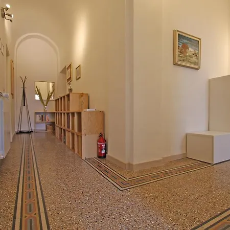Casa Marmorata * روما